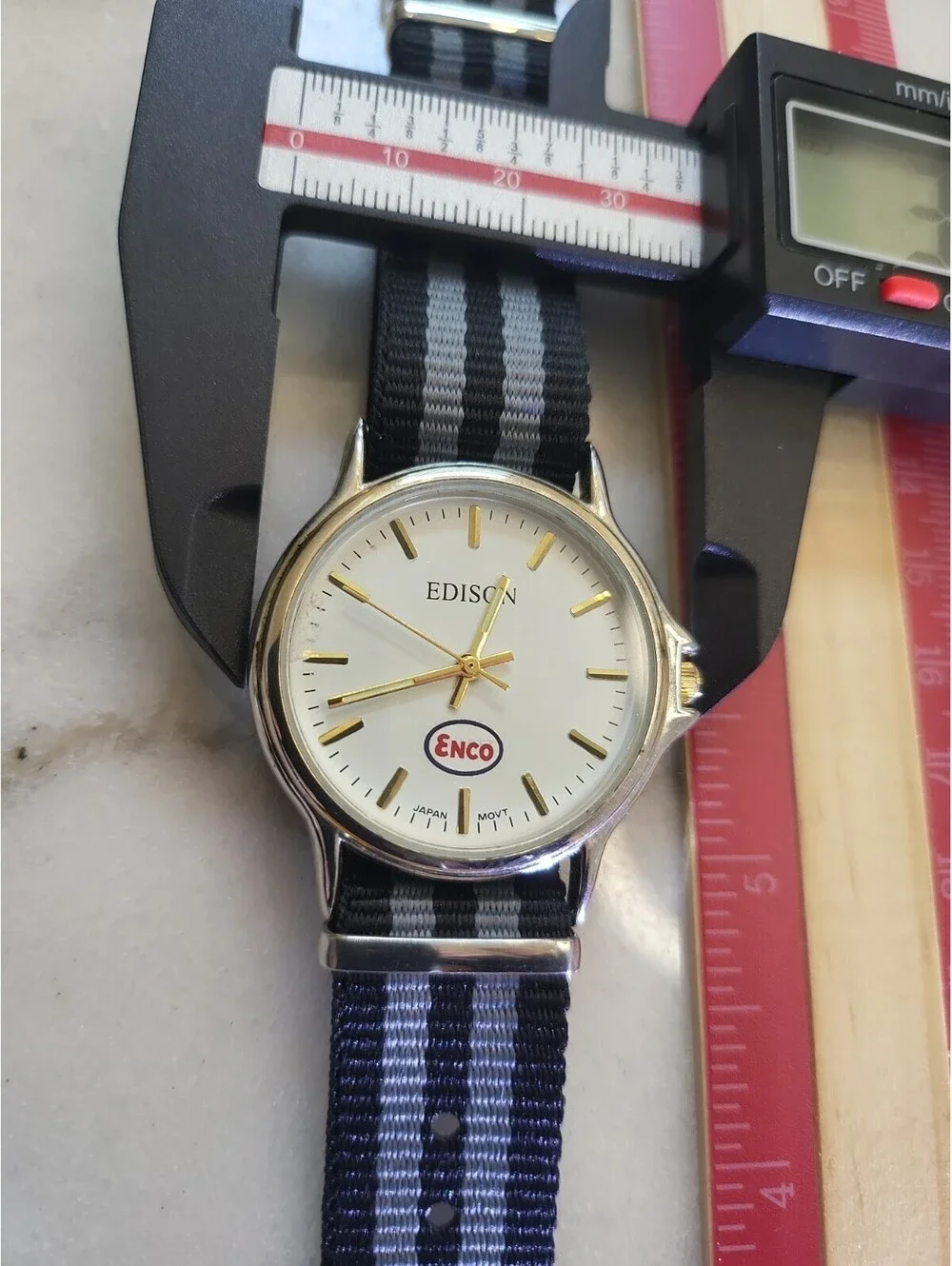 Edison Men's Quartz Watch Working New Battery Automobilia 37mm 8.75